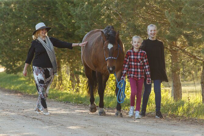 Horseback ride (1 hour) - FAQ: Practical Questions About the Horseback Ride