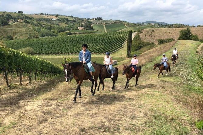 Horseback Ride in S.Gimignano with Tuscan Lunch Chianti Tasting - Key Points