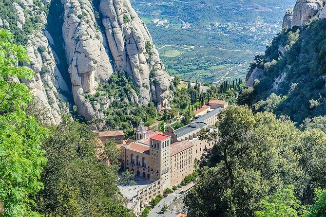 Horseback Riding in Montserrat Mountain Natural Park, Barcelona - 1 to 2 hrs - Downsides and Considerations