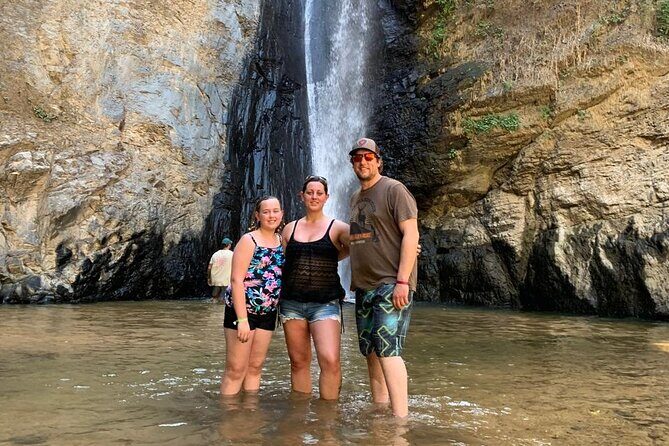 Horseback riding to visit the waterfall - Additional Details