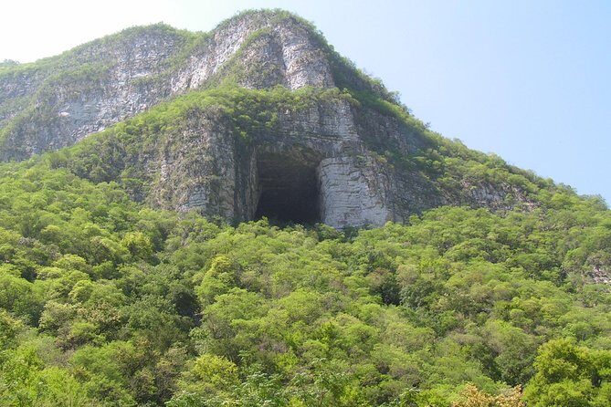 Horsetail Falls Park Tour - What You Can Expect from the Horsetail Falls Park Tour