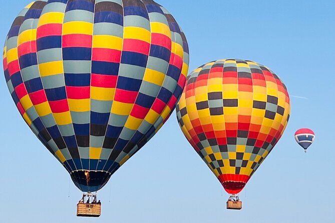 Hot air balloon adventure over Teotihuacan - The Experience in Detail