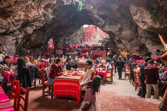 Hot air balloon flight in Teotihuacán + Breakfast in a Cave - The Itinerary in Detail