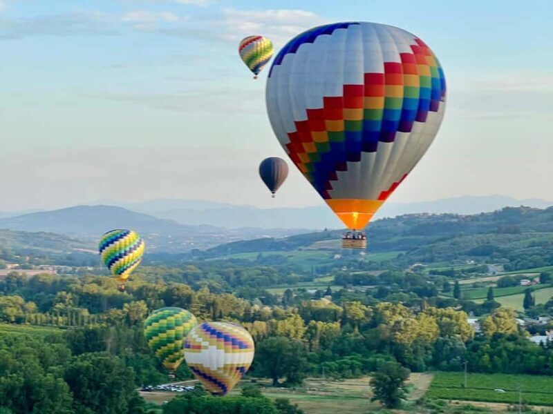 Hot air balloon flight in Tuscany from Chianti area - Who Will Love This?
