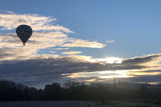 Hot Air Balloon over Toledo with optional transfers from Madrid - Key Points