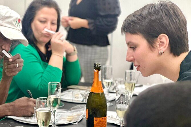 Houston Art of Aromatherapy Perfume Class - What You Can Expect from the Houston Perfume Class