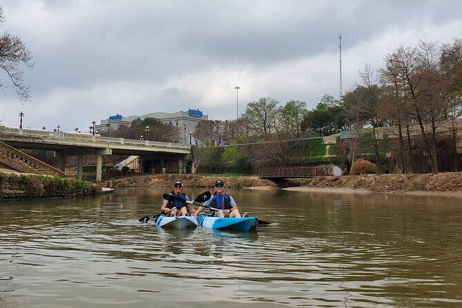 Houston Buffalo Bayou Kayak and Paddleboard Rentals - What the Experience Entails