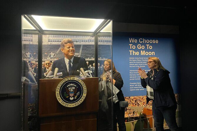 Houston NASA Space Center Ticket and Round-Trip Transportation - Key Points