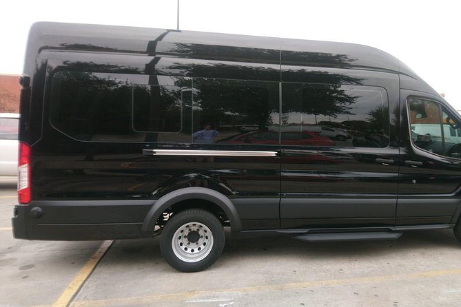 HoustonGalveston Private Round Trip Transfer for 10 Travelers. - Who Would Love This Service?