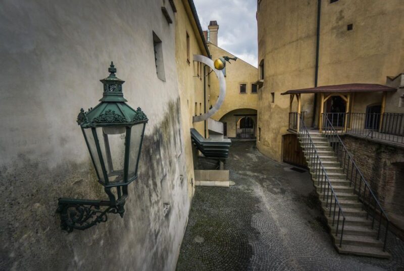 Hradany Prague Castle Guided Tour, Tickets, Transfers - Who Should Consider This Tour?