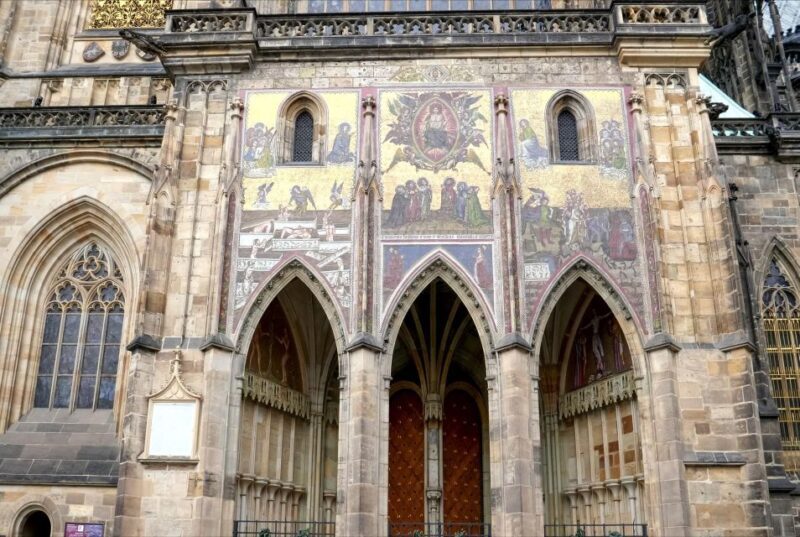 Hradany Prague Castle Guided Tour, Tickets, Transfers - The Sum Up