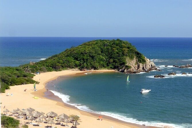 Huatulco Airport (HUX) Private Transfer to Huatulco City - The Experience on the Ground