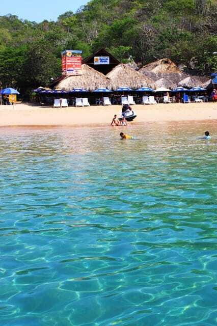 Huatulco: Bays of Huatulco boat tour - Practicalities and Considerations