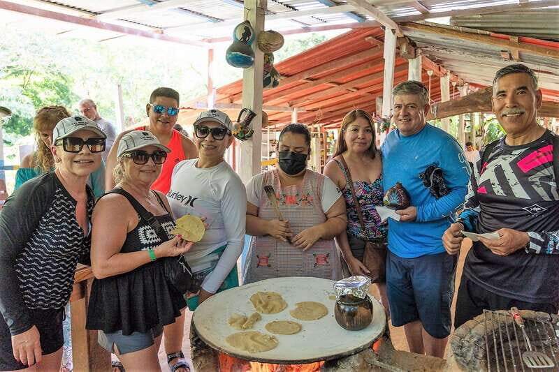 Huatulco: Mountain Waterfall Tour with Local Lunch - Key Points