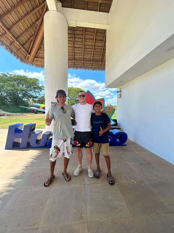 Huatulco: Surf Lesson with surf instructor. All Levels - Key Points