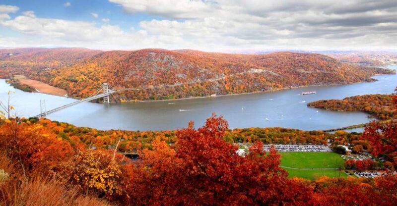 Hudson Valley Fall Foliage Shared Helicopter Tour - The Flight Experience