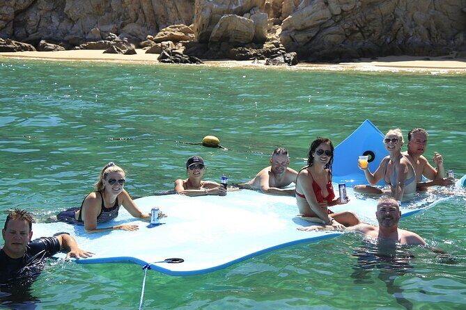 Humpback Whale Watching and Cabo San Lucas Arch Tour - The Whale Watching Experience