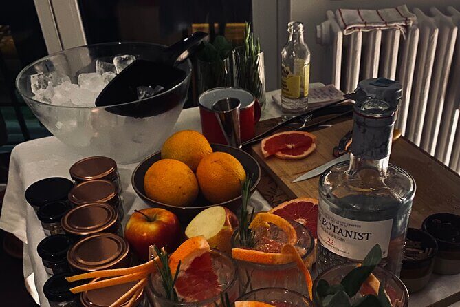 Hungarian Gin and Tonic Tasting and Workshop - A Closer Look at the Experience