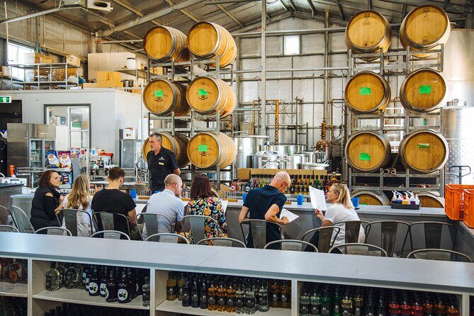 Hunter Valley Wine Tour ex Hunter Valley - Lunch, Cheese, Chocolate, Distillery - Key Points