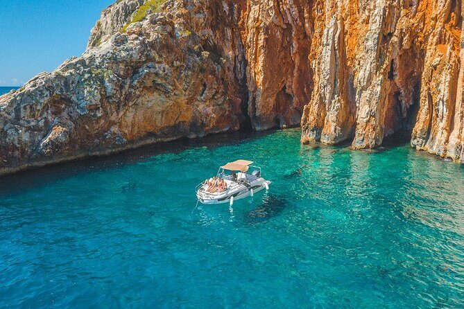 Hvar and Red Rocks - Private boat tour from Split or Trogir - What You Can Expect from the Hvar and Red Rocks Private Boat Tour