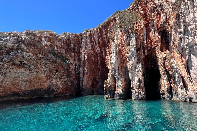 Hvar Delight: Private Speed Boat Tour - Who Should Consider This Tour?