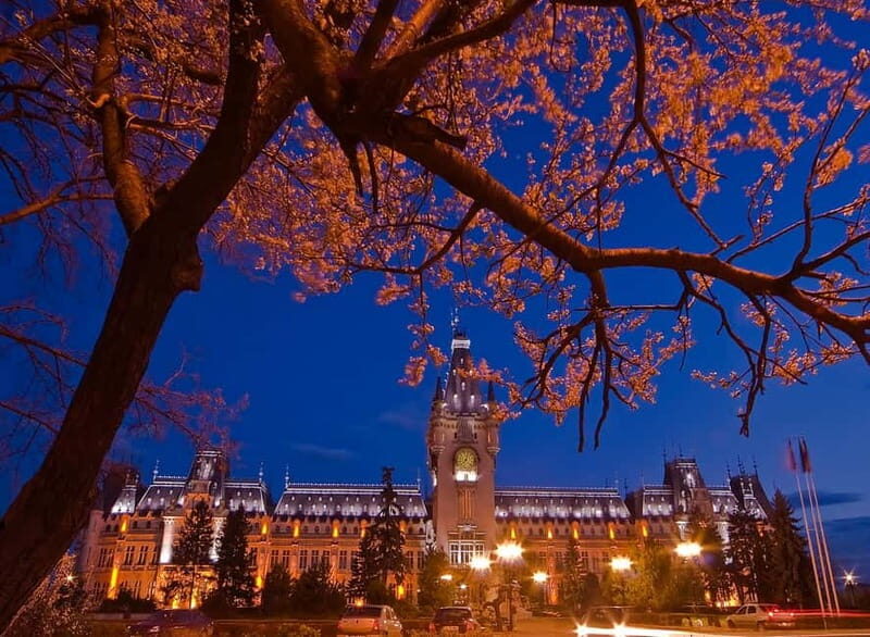 Iasi Walking City Tour - Key Points