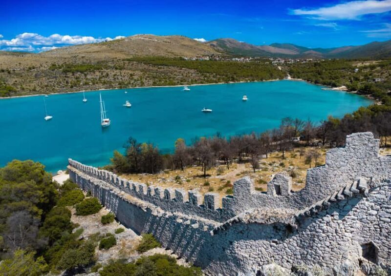 ibenik: Jet-Ski Safari Blue Lagoons of ibenik - Visiting Bedem Bay and Historical Remnants