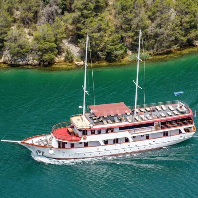 ibenik or Zadar: Krka falls, olive mill, oil & wine tasting - An In-Depth Look at the Experience