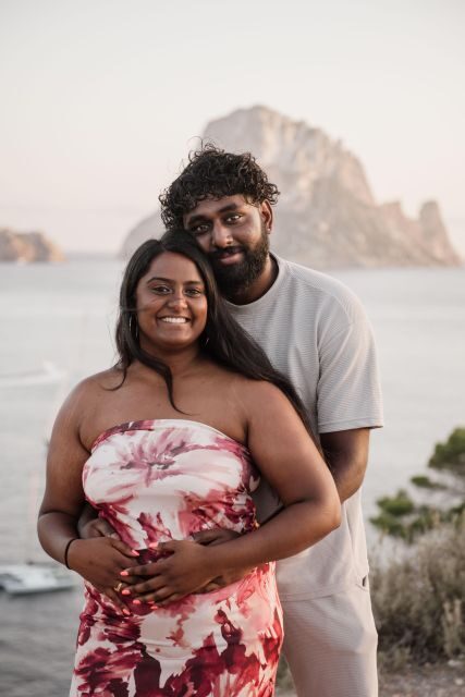 Ibiza: Photoshoot at Es Vedrá panoramic viewpoint & sunset - The Pros and Cons