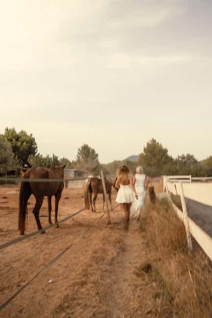 IBIZA: Private Horseback Ride with PICNIC + Hotel Pick-up - FAQ