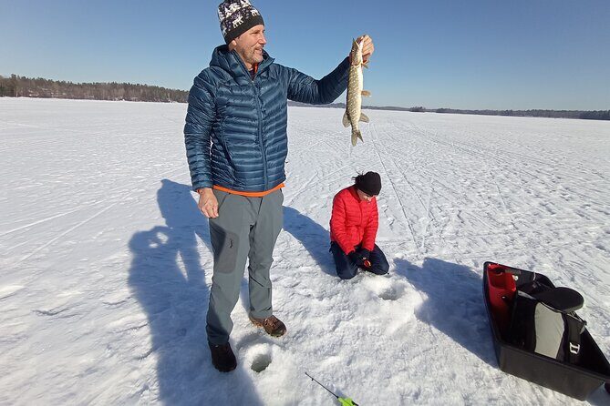 Ice fishing experience with Backpacker Helsinki Tour - Key Points