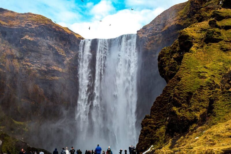 Iceland 3-Day Tour Golden Circle, Glacier Lagoon, & Ice Cave - FAQ