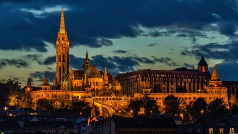 Iconic Budapest tour with Classic Russian Jeep and G-Wagon - FAQ
