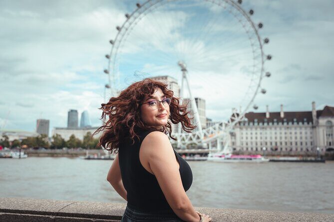 Iconic London Portraits Tour with Expert Local Photographer - FAQs