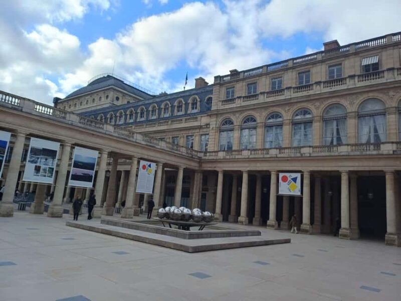 Iconic Paris Pastry & Dessert Tour in Opéra Sentier - What To Expect from the Tour