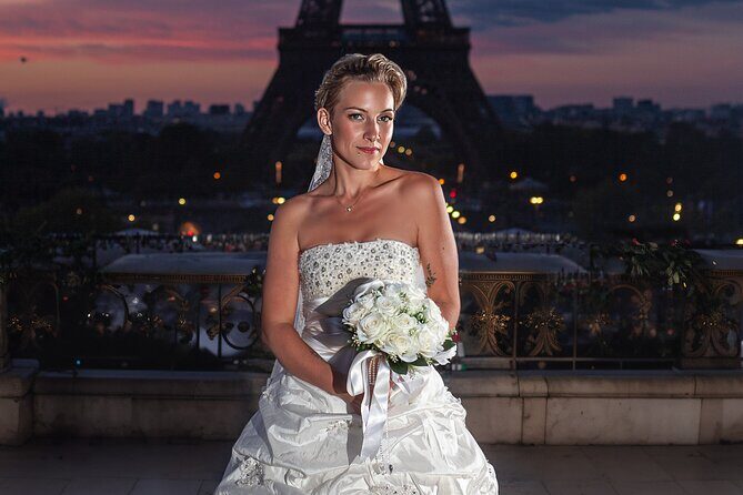 Iconic Portraits in an Exclusive Photoshoot at the Eiffel Tower - Frequently Asked Questions