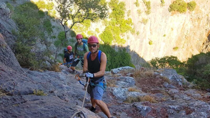 Iglesias: Abseiling in the Gutturu Xeu Canyon - Key Points