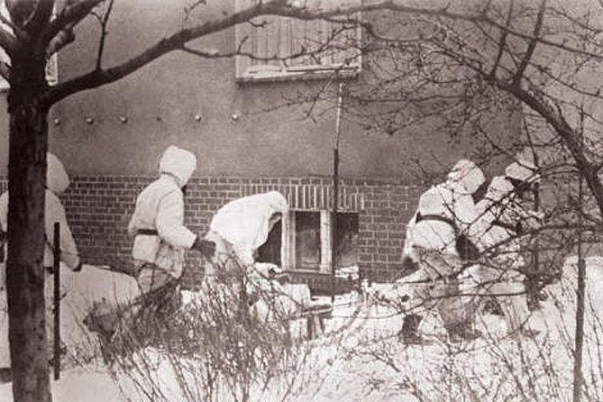 III Reich and WW2 in Wroclaw. Monday-Friday regular tour - Introduction to the Experience