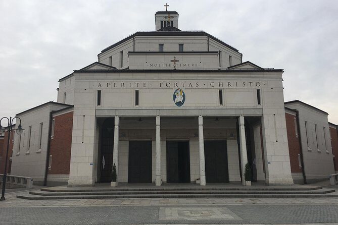 In the Footsteps of John Paul II from Krakow - The Cons