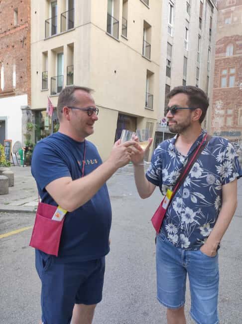 In Turin a walking tour between art and wine tasting - Key Points