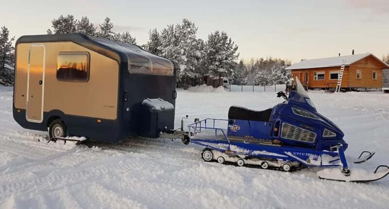 Inari: Overnight Aurora Hunt in Mobile Cabin on Lake Inari - Key Points