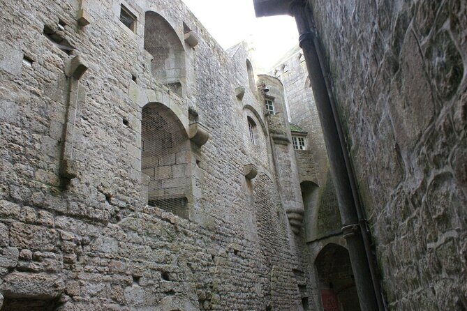 Individual round transfer to Mont Saint Michelle from Le Havre - The value of this experience