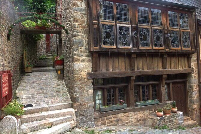 Individual round transfer to Mont Saint Michelle from Le Havre - Final thoughts: Is this the right choice for you?