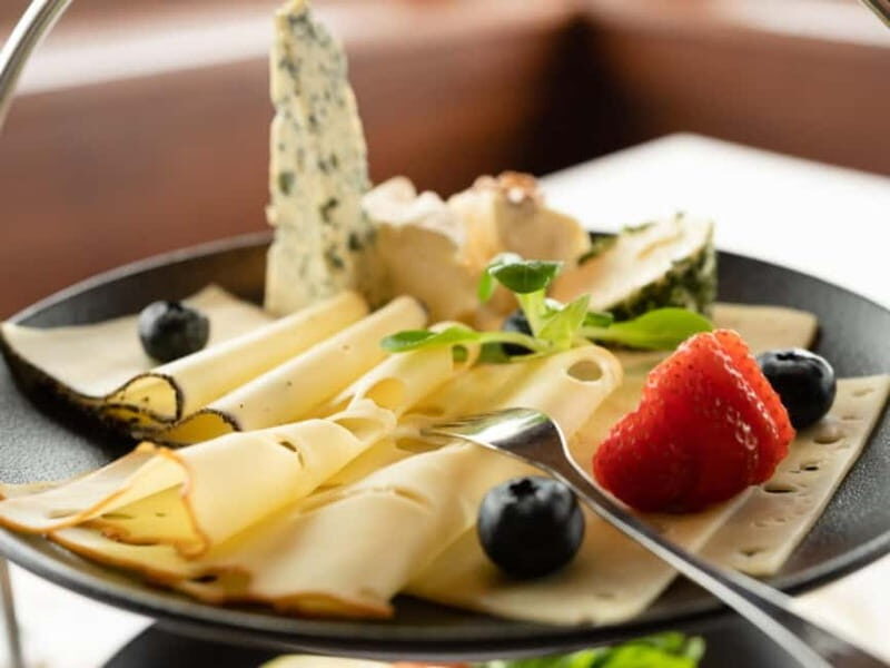 Innsbruck: Breakfast with Prosecco and Panoramic Views - Key Points