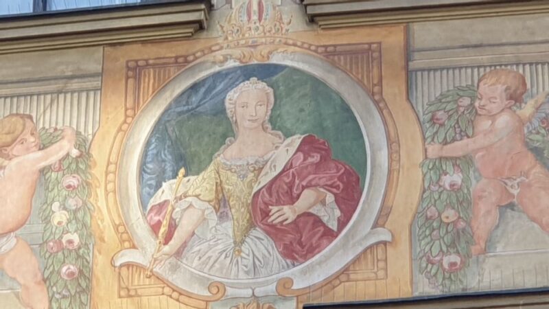 Innsbruck: City Highlights Private Guided Tour - Key Points