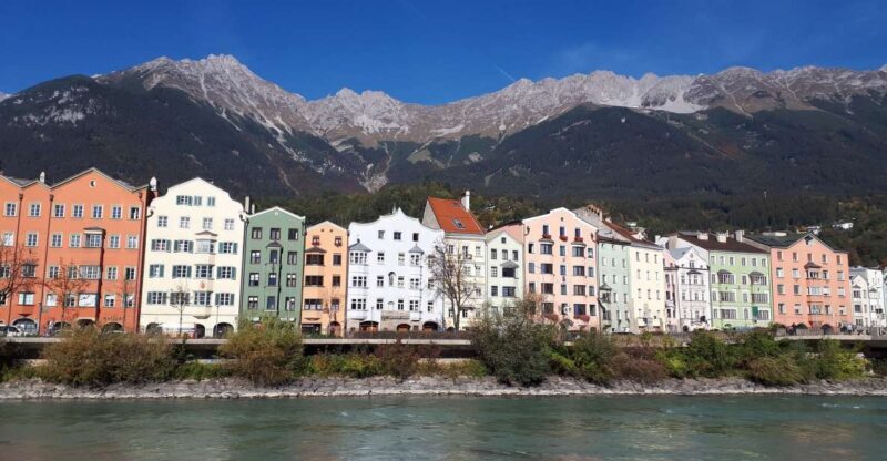 Innsbruck: Express Walk with a Local in 60 minutes - Key Points