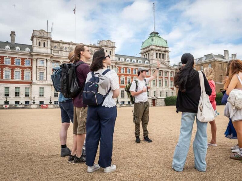 Inside Buckingham Palace & See The Westminster Sights Tour - FAQs
