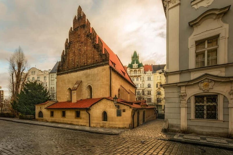 Inside Jewish Prague: A Journey Through Time - Key Points
