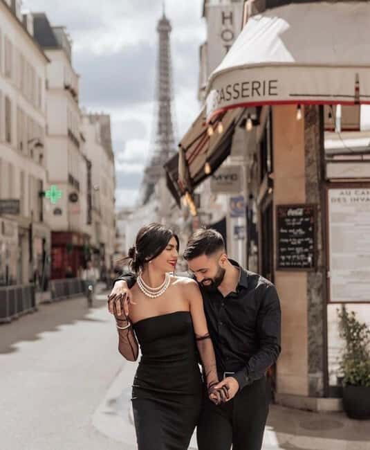 Instagram tour of Paris with a private photographer - What to Expect During the Tour