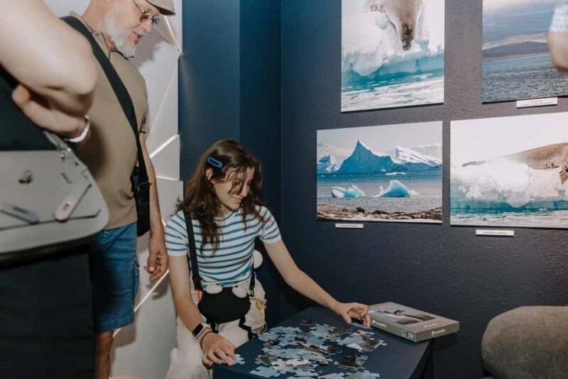 Interactive Photo-Museum of Antarctica with Virtual Reality - Practical Tips for Visitors